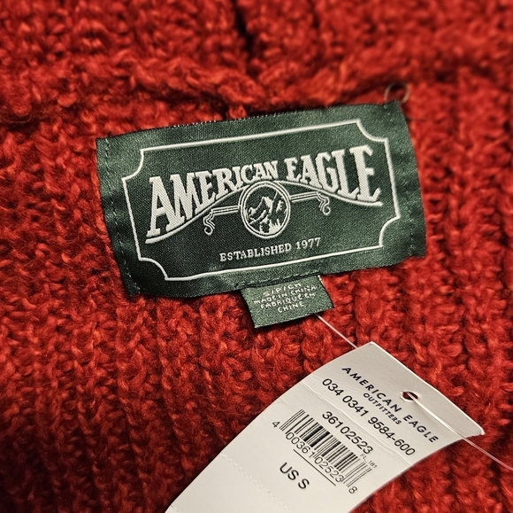 AE American Eagle Cable Knit Mock neck Red Sweater jumper Bishop sleeve size S - Picture 8 of 11